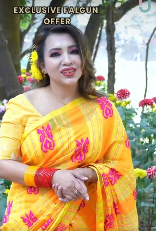 ফাল্গুনে ফুলের সাজ, নিজের যত্নে পূর্ণতা পাক 